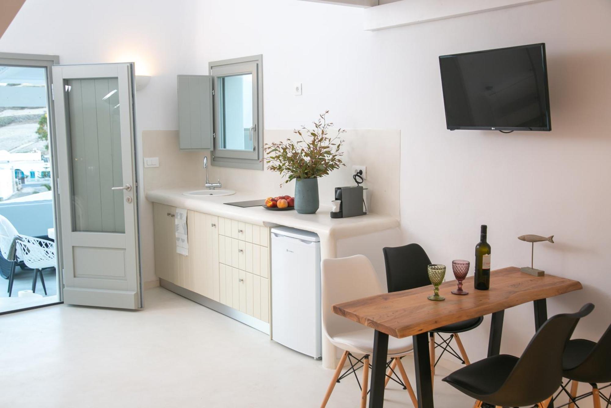 Shades Of White Villas Emporio  Luaran gambar