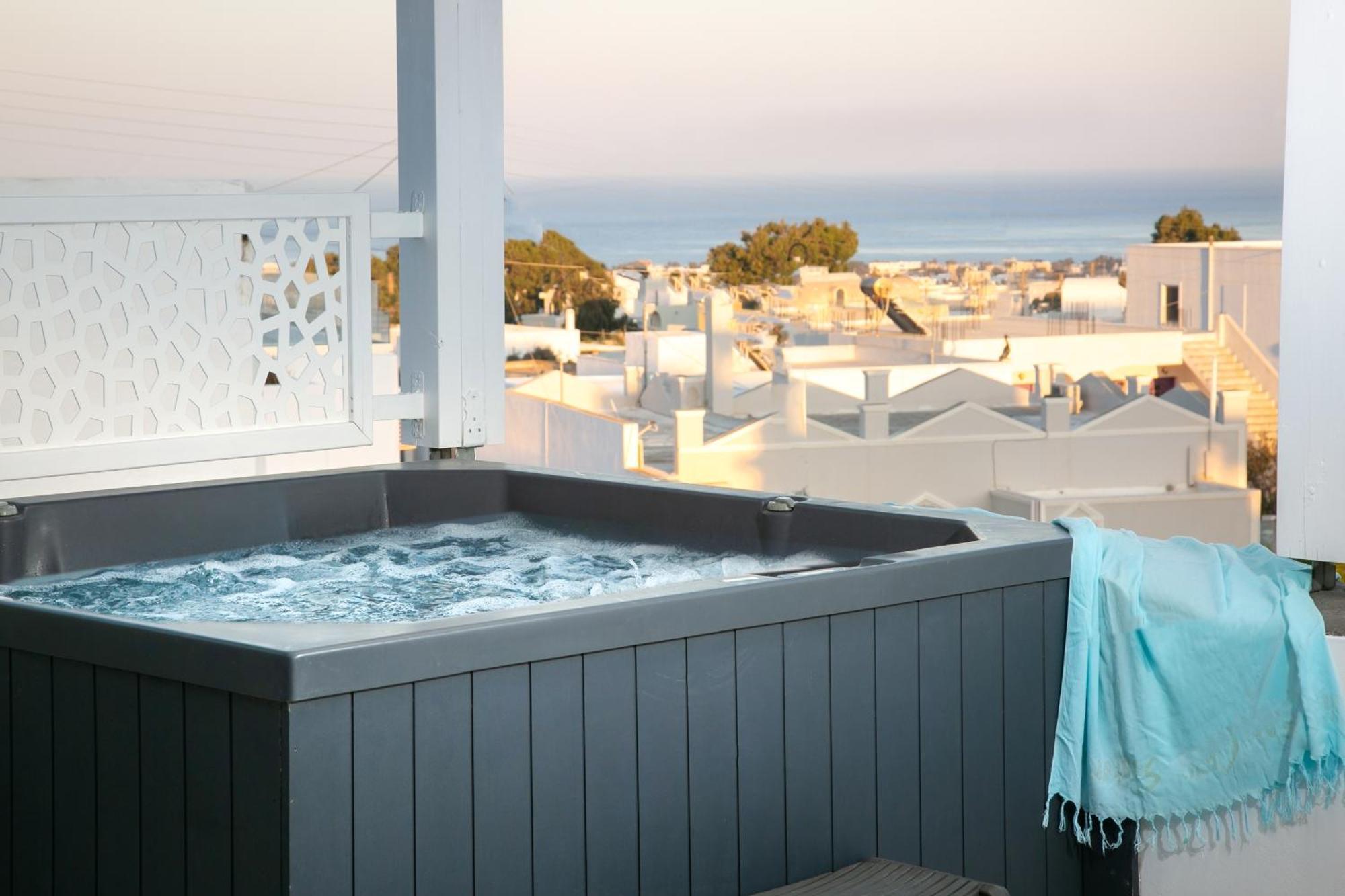 Shades Of White Villas Emporio  Luaran gambar
