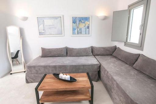 Shades Of White Villas Emporio  Bilik gambar