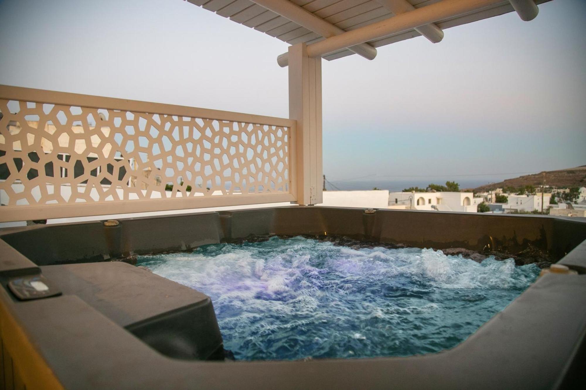 Shades Of White Villas Emporio  Luaran gambar
